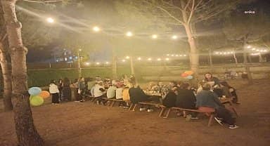 Bayramiçlilerden 22 Eylül Kurtuluş Parkı'na büyük ilgi