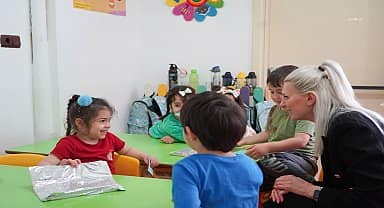 Bilecik Belediye Başkan Vekili Subaşı, öğrencilere kitap hediye etti