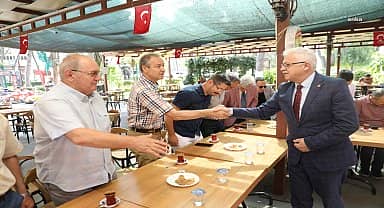 Burhaniye'de ilçe protokolünün katılımıyla bayramlaşma töreni yapıldı