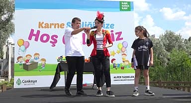 Çankaya Belediyesi'nden çocuklar için karne şenliği