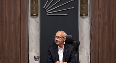 CHP'de MYK üyelerinin tamamı istifa etti.