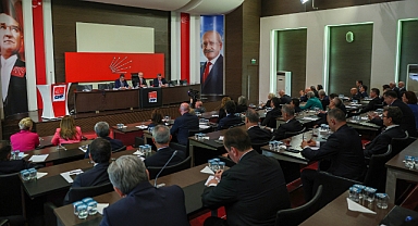 CHP Genel Başkanı Kılıçdaroğlu, 28'inci Dönem milletvekilleri ile bir araya geldi