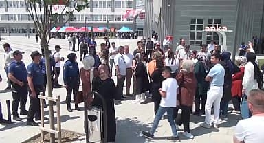 Çorum'da bayramlaşma programına katılmak isteyen cezaevindeki muhtarların yakınları gözaltına alındı