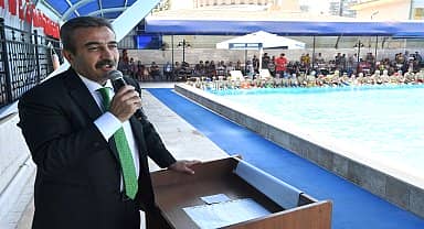 Çukurova'da bu yaz 30 bin çocuğun yüzme öğrenmesi hedefleniyor