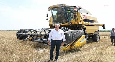 Didim Belediyesi'nde ikinci kez buğday hasadı sevinci