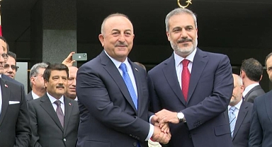 Dışişleri Bakanlığı'nda devir teslim töreni