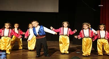 Döşemealtı Belediyesi Ekolojik Kreş'te yıl sonu gösterisi