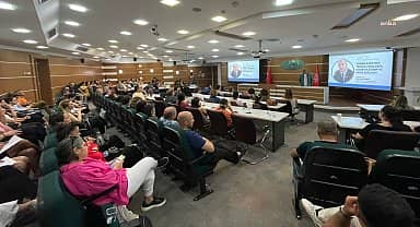 Engelsiz erişilebilir Bornova için eğitimler başladı