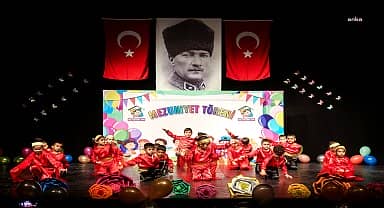 Eskişehir Büyükşehir Belediyesi Es Çocuk Evi'nde mezuniyet heyecanı