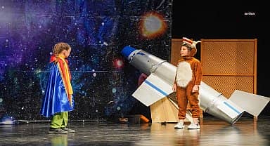 Gaziemir'de sahne çocukların oldu