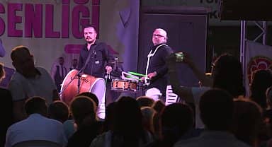 Gültepe Rumeli Şenliği Konak'ta Balkan rüzgârı estirdi