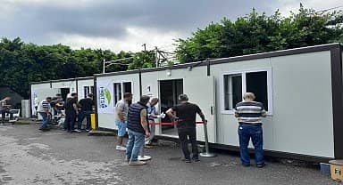 Hatay Büyükşehir Belediyesi, İskenderun ve Arsuz'da konteyner ofislerde hizmet vermeye devam ediyor