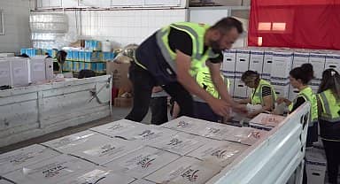 Hatay Büyükşehir Belediyesi'nden 15 ilçeye gıda ve hijyen kolisi desteği