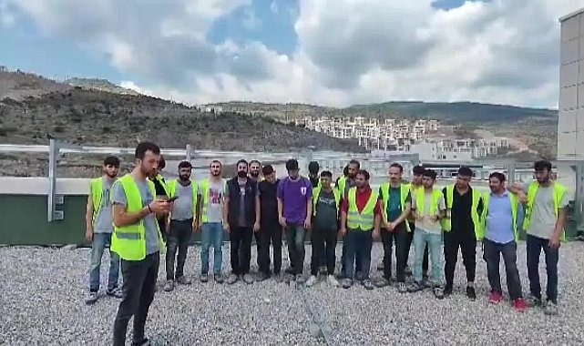 İzmir'deki şehir hastanesi inşaatında çalışan taşeron işçiler iş bıraktı -  Yurt - Ayandon