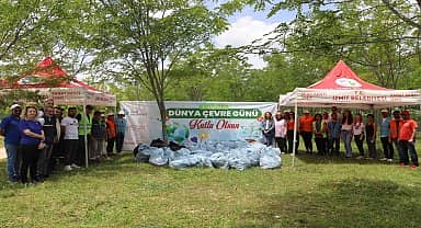 İzmit Belediyesi'nden Türkiye Çevre Haftası'nda temizlik etkinliği