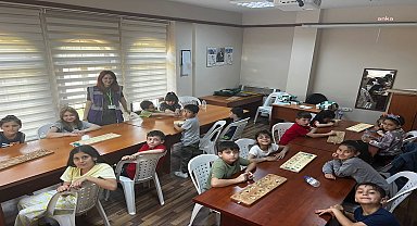 İzmit Belediyesi'nin Akıl ve Zeka Oyunları Atölyeleri kente yayılıyor