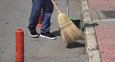 Kadın süpürgeciler, Yenişehir'e toz kondurmayacak