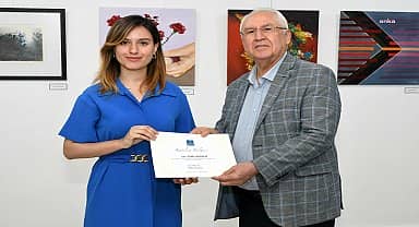 Karabağlar Belediyesi'nde 'Ateşe Dönenler' sergisi