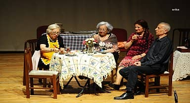 Karşıyaka'nın yaş almışları ikinci baharı yaşıyor