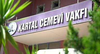 Kartal Belediyesi'nden ibadethanelerde bayram temizliği