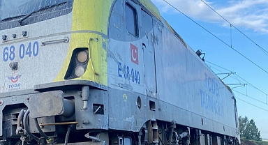 Kılavuz lokomotif raydan çıktı: YHT Ankara-Sivas hattında faciadan dönüldü