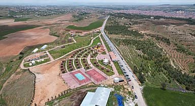 Kırşehir Belediyesi Park ve Mesire Alanı, yoğun ilgi görüyor