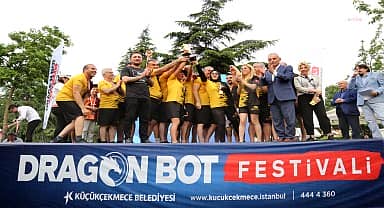 Küçükçekmece Gölü'nde 'Dragon Bot Festivali' heyecanı
