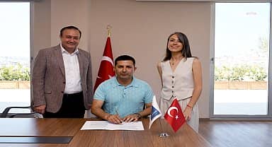 Kuşadası Belediye Başkanı Günel, 'Avrupa Birliği Belediye Başkanları İklim ve Enerji Sözleşmesi'ni imzaladı