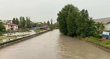 Mansur Yavaş: “Ankara Çayı tam kapasiteye ulaştı. Sahadayız, teyakkuz halindeyiz.”