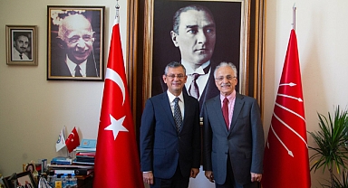Murat Karayalçın, CHP Grup Başkanı Özgür Özel'i ziyaret etti