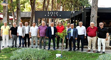 Muratpaşa Belediye Başkanı Uysal'dan vatandaşlara Adalya Vakfı'na kurban bağışı çağrısı