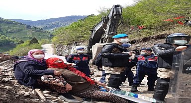 Rize İdare Mahkemesi Cengiz İnşaat'ın İkizdere'deki Taş Ocağı için bilirkişi incelemesine karar verdi. Avukat Okumuşoğlu: "Bilirkişi oluştursan ne olur taş ocağı bitti"