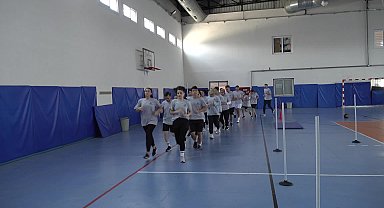 Seyhan'da ücretsiz özel yetenek kursları devam ediyor