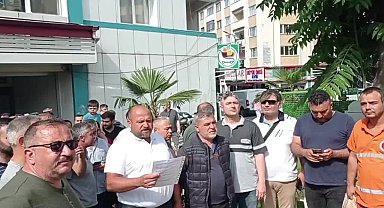Soma'daki maden işçileri, toplu sözleşmeyi protesto etti: "Hepimizin hayali, bir ekmek parası cebimize koyabilmekti. Bunlar bize 1 liranın dörtte birini reva gördüler"