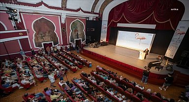 Tunç Soyer: "İzmir, sinemanın, müziğin üretim noktası olacak"
