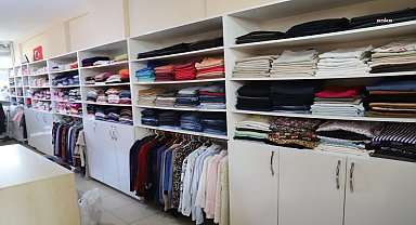 Turgutlu Belediyesi'nden ihtiyaç sahibi vatandaşlara bayram öncesi kıyafet desteği