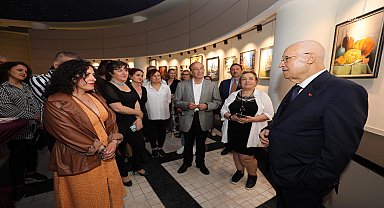 Yenimahalle Belediyesi kursiyerlerinden resim ve heykel sergisi 