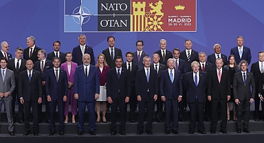 ABD'nin eski AB Büyükelçisi’nden NATO'nun yeniden kurulmasına dair çağrısı