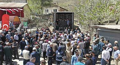 Adana Büyükşehir Belediyesinden çiftçiye destek