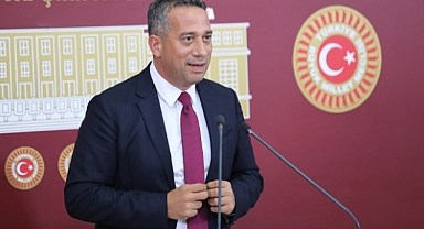 Ali Mahir Başarır: “Saray’ın bir dakikalık gideri 15 bin lira. 15 bin lira, 2 emekli maaşı yapıyor”