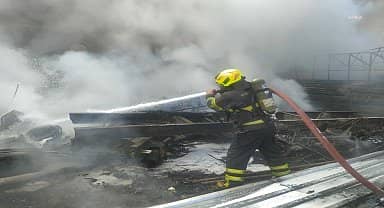 Aydın Büyükşehir Belediyesi itfaiyesi bir faciayı daha önledi