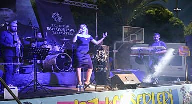  Aydın Büyükşehir Belediyesi'nden Sultanhisar'da konser