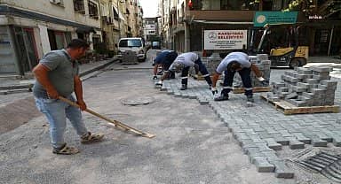 Belediye şantiyesi üretiyor, Karşıyaka güzelleşiyor