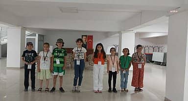 Bilecikli çocuklar, yaz döneminde hem eğleniyor hem matematik ve robotik kodlama öğreniyor