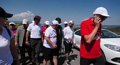 Bolu'dan Ankara'ya yürüyen Tanju Özcan: "Muhalefetin umudunu yeşertmek için yürüyoruz"