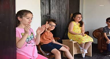 Bozüyük'te sanat atölyeleri, "Bedenimdeki Notalar" ile başladı