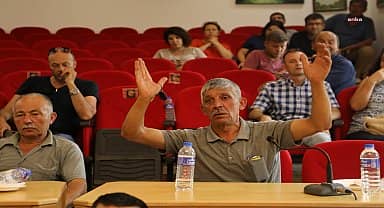 Burhaniye Belediye Başkanı Deveciler muhtarlarla toplandı 