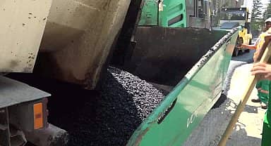 Çankaya'da asfalt çalışmaları devam ediyor 