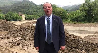CHP'li Cevdet Akay: ''Yenice'de sel sonrası yıkılan evlerin yenilenmesi sözleri söylentiden ibaret, bir an önce halkın mağduriyeti giderilmeli''
