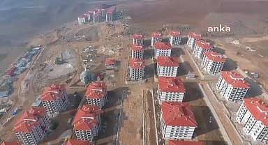 Çorum’da TOKİ evleri 6 yıldır teslim edilmeyen vatandaşlar: Milletvekilleri seçimden önce söz verdi. Şimdi hiç kimse ilgilenmiyor